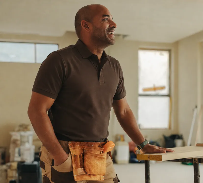 Licensed remodeling contractor working on home renovation in Los Angeles